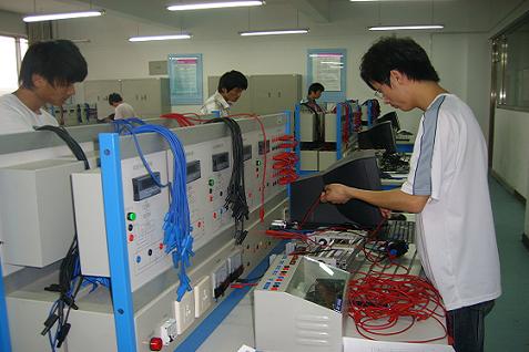 煙臺機電學校有哪些？