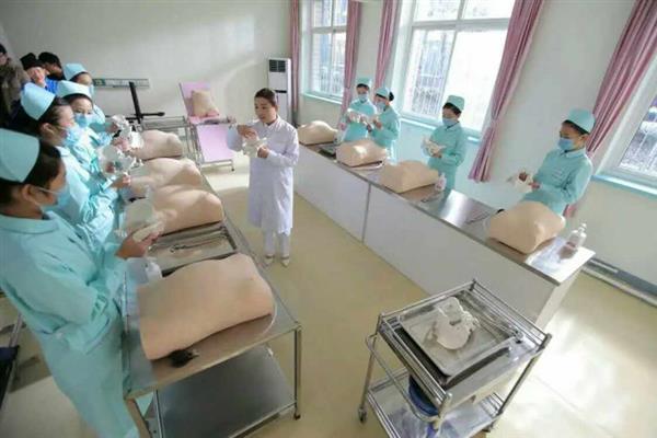 石家莊北方醫學中等專業學校有優惠政策嗎？畢業好就業嗎？